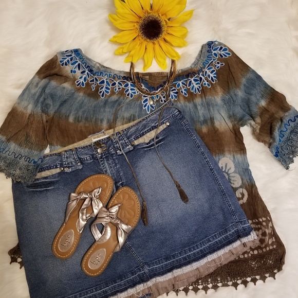 🦋SALE!S/M,L/XL🦋GORGEOUS TIEDYE EMBROIDERED TUNIC - Picture 6 of 8